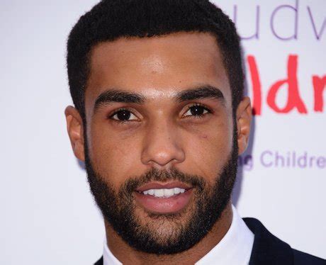 Lucien Laviscount: 18 facts about the Emily In Paris star you。